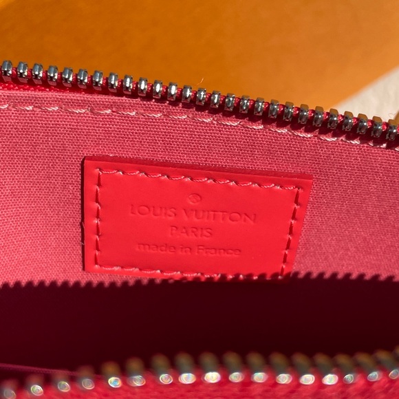 LV alma BB red vernis rayunes - Picture 12 of 16